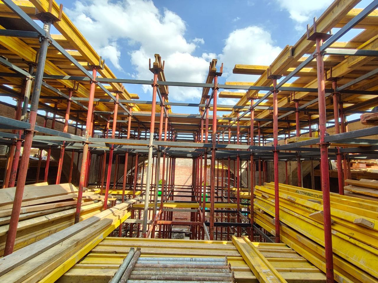 Пошаговая инструкция по сборке  опалубки перекрытий на телескопической стойке